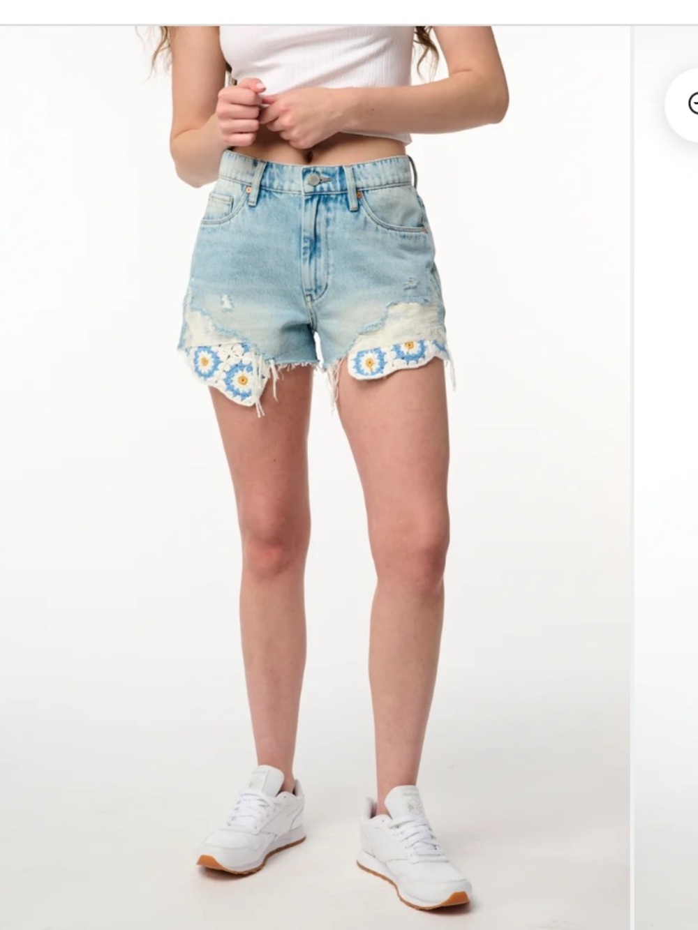 Blank NYC Light Wash Distressed Denim Cutoff Shorts NWT The Barrow